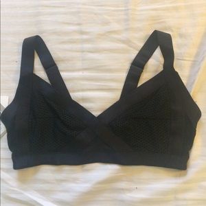 Black Stylish Sports Bra